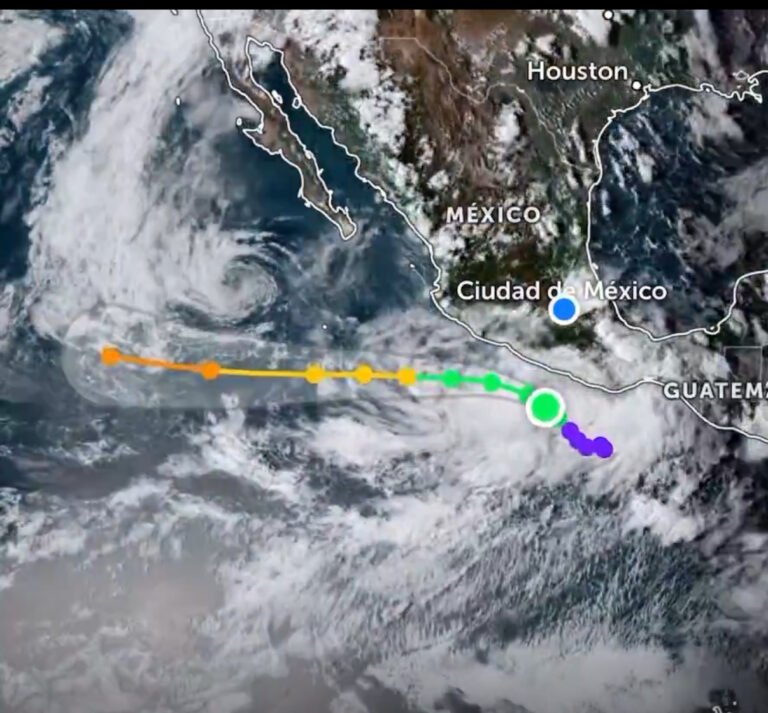 Cierran puerto de Acapulco por tormenta Narda