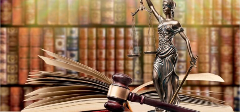 ¡Por fin! El Amparo deja de ser solo para ricos y abogados, ahora cualquiera podrá defenderse desde su celular