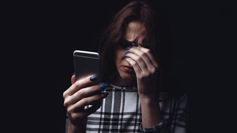 ONU alerta aumento de violencia digital contra mujeres