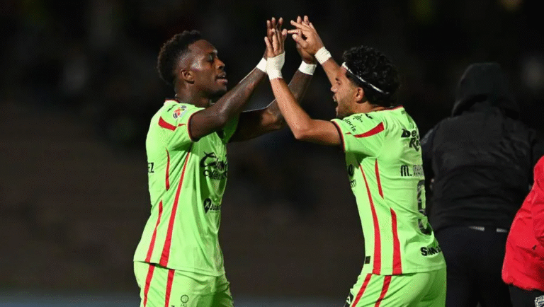 Bravos de Juárez hace historia y avanza por primera vez a la liguilla