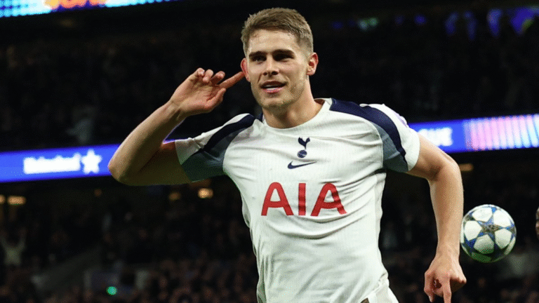 Tottenham golea 4-0 al Copenhague y brilla en la Champions League