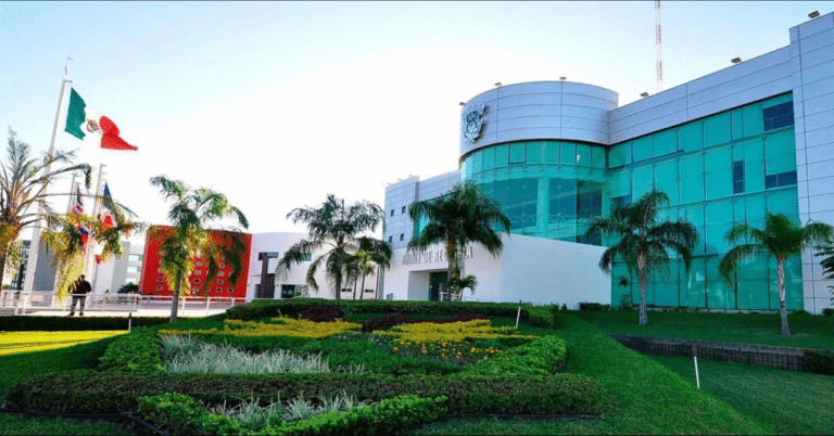 Universidades públicas enfrentan crisis para pagar aguinaldos