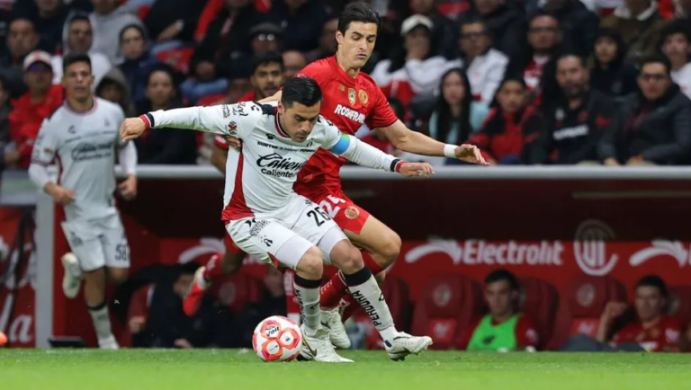 Toluca y Atlas empatan 1-1 con goles en tiempo añadido