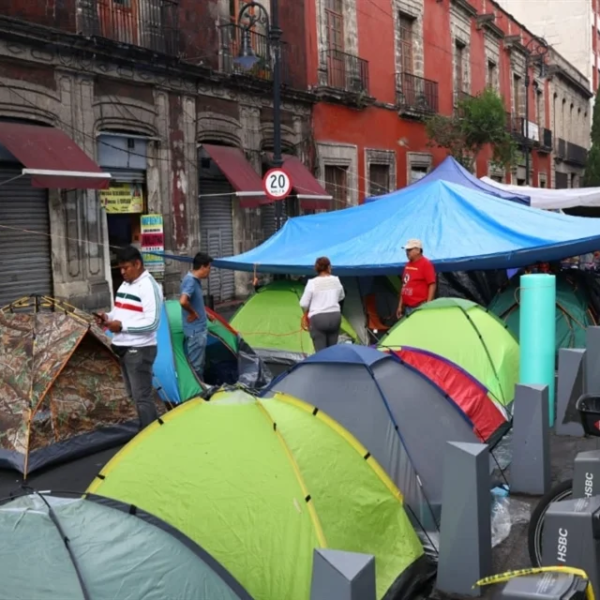 CNTE instala plantón en CDMX; SEP y Segob convocan a mesa de diálogo