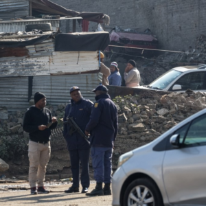 Tiroteo deja 12 muertos en Sudáfrica