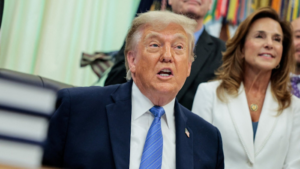 Trump rechaza versión sobre posible acuerdo entre Washington y Teherán