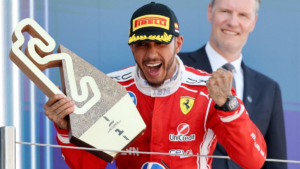 Lewis Hamilton conquista Barcelona y logra su primera victoria con Ferrari