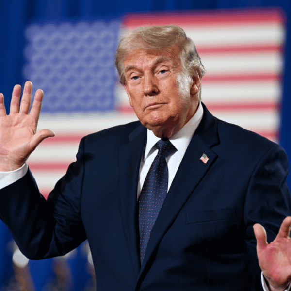 Trump amenaza a Irán pese al reciente acuerdo de paz