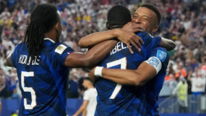 Francia vence a Irak 3-0 y avanza a dieciseisavos