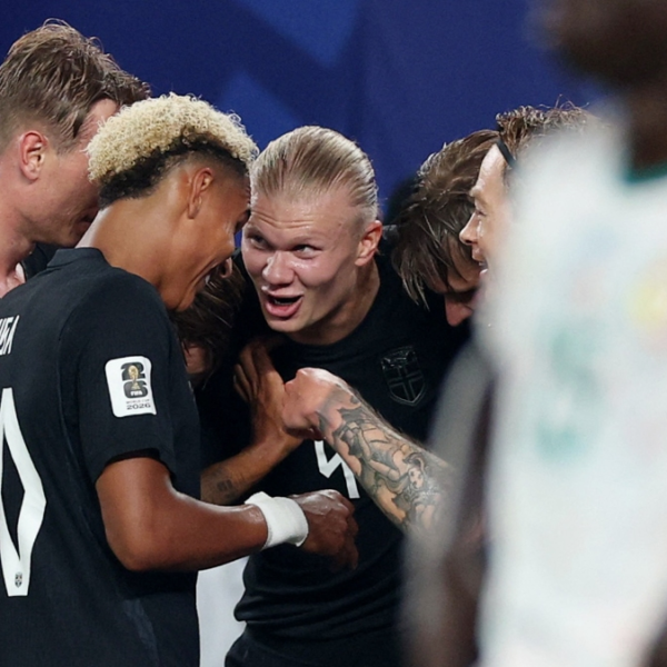 Haaland lidera triunfo de Noruega sobre Senegal