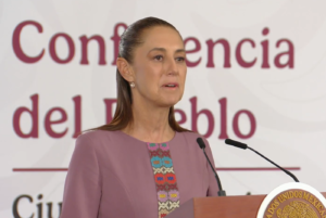 Sheinbaum rechaza nepotismo y pide equidad de género en elecciones de 2027
