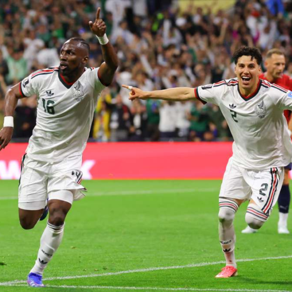 México golea a Chequia y firma su primera fase de grupos perfecta