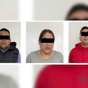 Detienen a tres presuntos narcomenudistas en Iztapalapa