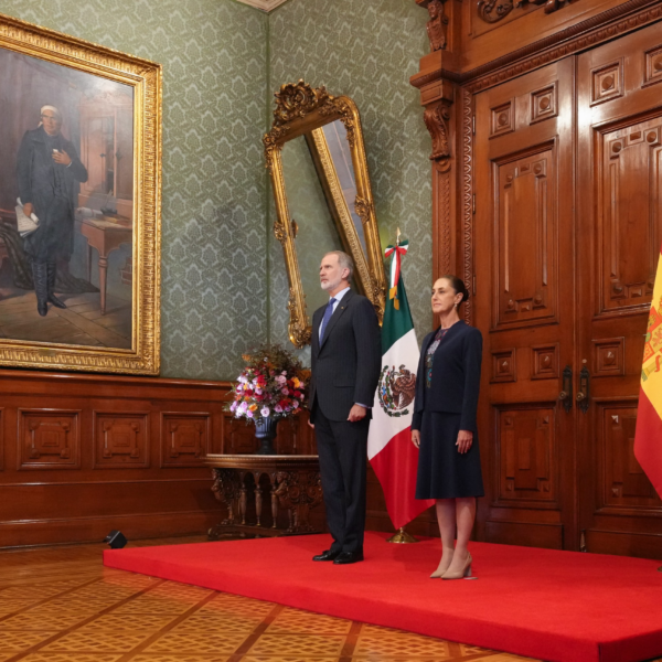 Sheinbaum y Felipe VI se reúnen en Palacio Nacional años de distanciamiento diplomático