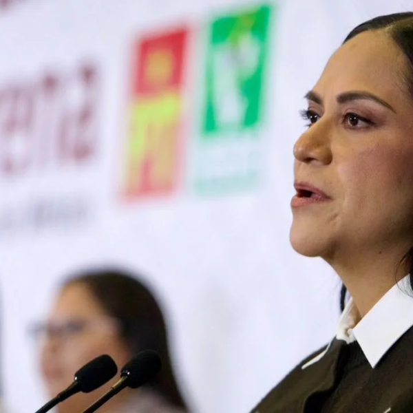 Morena exige castigo a exdirector de Pemex