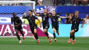 Canadá elimina a Sudáfrica y avanza por primera vez a octavos de final