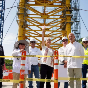 Sheinbaum supervisa puente en Chiapas