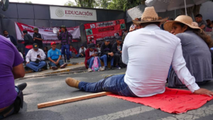 CNTE decidirá futuro del plantón