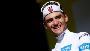 Sheinbaum felicita a Isaac del Toro por histórico podio en el Tour de Francia