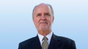 UNAM nombra a Javier de la Fuente como nuevo secretario general