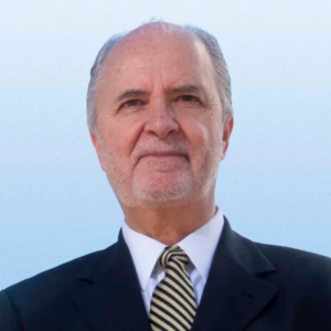 UNAM nombra a Javier de la Fuente como nuevo secretario general