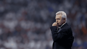 Javier Aguirre deja la selección tras la eliminación ante Inglaterra