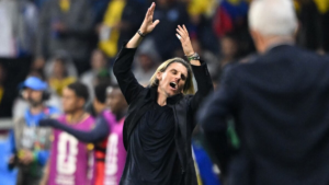 Beccacece deja a Ecuador tras la eliminación ante México