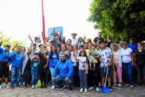 Urióstegui encabeza jornada de limpieza para rescatar espacios en Lomas de Cortés