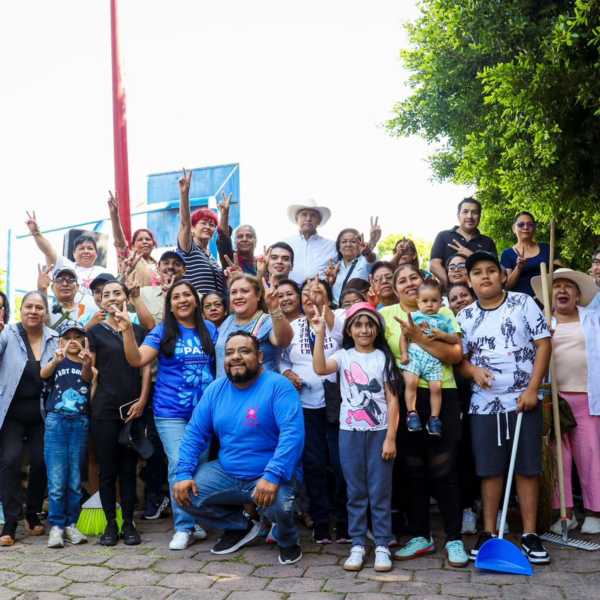 Urióstegui encabeza jornada de limpieza para rescatar espacios en Lomas de Cortés