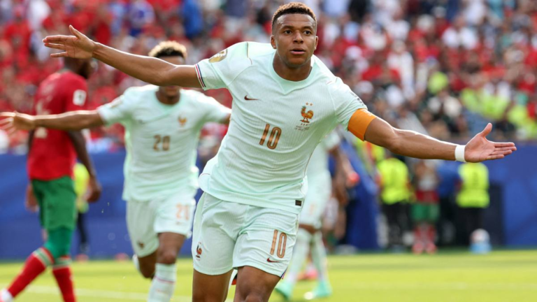 Francia elimina a Marruecos y avanza invicta a las semifinales