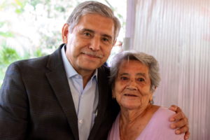 DIF Cuernavaca entrega aparatos funcionales para apoyar a personas con discapacidad