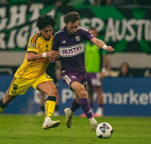 América cae en penaltis, pero avanza