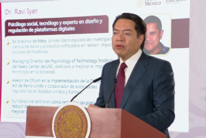 SEP consultará a más de un millón de maestros sobre el uso de celulares en las escuelas