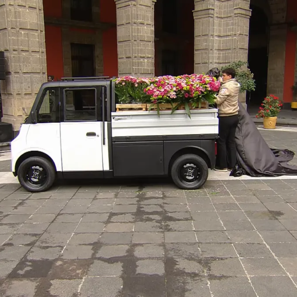 Olinia presenta segundo prototipo eléctrico de carga