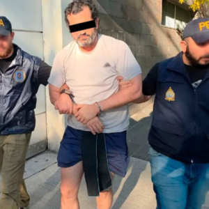 Argentina autoriza deportación de contralmirante Fernando Farías