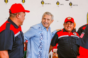 Reconocen en Cuernavaca a bomberos por hasta 30 años de servicio