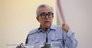 Rocha Moya pide licencia indefinida