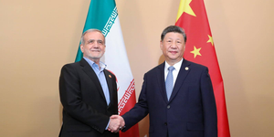 China rechaza sanciones de EU contra Irán y defiende su cooperación bilateral