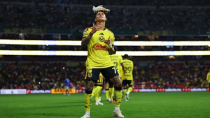 América con suplentes vence 2-0 al Puebla y mantiene el liderato de la Liga MX
