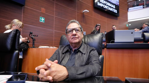 Higinio Martínez se queda con la Presidencia del Senado