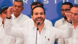 Abelardo de la Espriella asume la Presidencia de Colombia