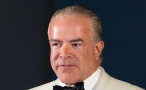 FGR solicita nueva orden de aprehensión contra Raúl Rocha