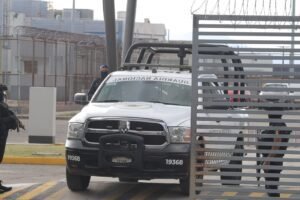 Ernesto Ruffo deja el Altiplano; seguirá proceso en prisión domiciliaria