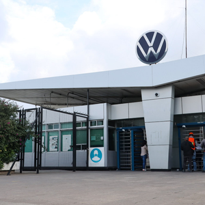 Trabajadores de Volkswagen Puebla rechazan aumento global de 10.04 %