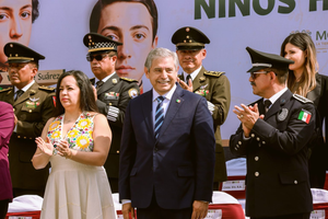 Urióstegui participa en ceremonia por el 179 aniversario de los Niños Héroes