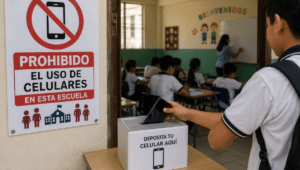 Gobierno prohibirá celulares en primaria y secundaria