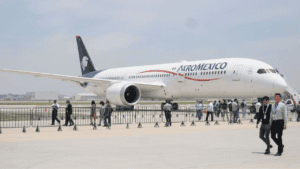 Investigan posible filtración de datos de Aeroméxico
