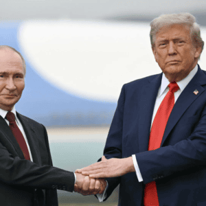 Trump invita a Putin a cumbre del G20 en Miami