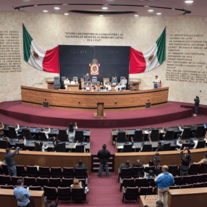 Congreso de Oaxaca desaparece Ayuntamiento de Juchitán