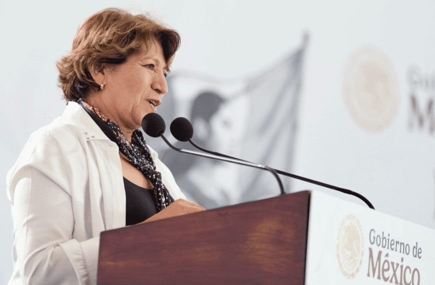 Delfina Gómez llega a tercer año con 64% de aprobación